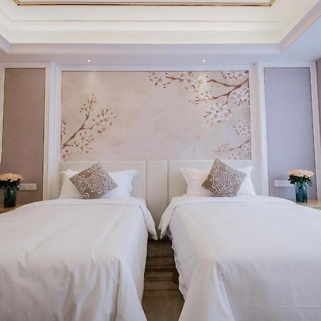 Vienna International Shenzhen Tianan Digital City Екстер'єр фото