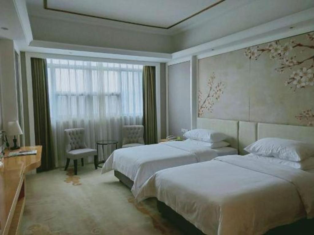 Vienna International Shenzhen Tianan Digital City Екстер'єр фото