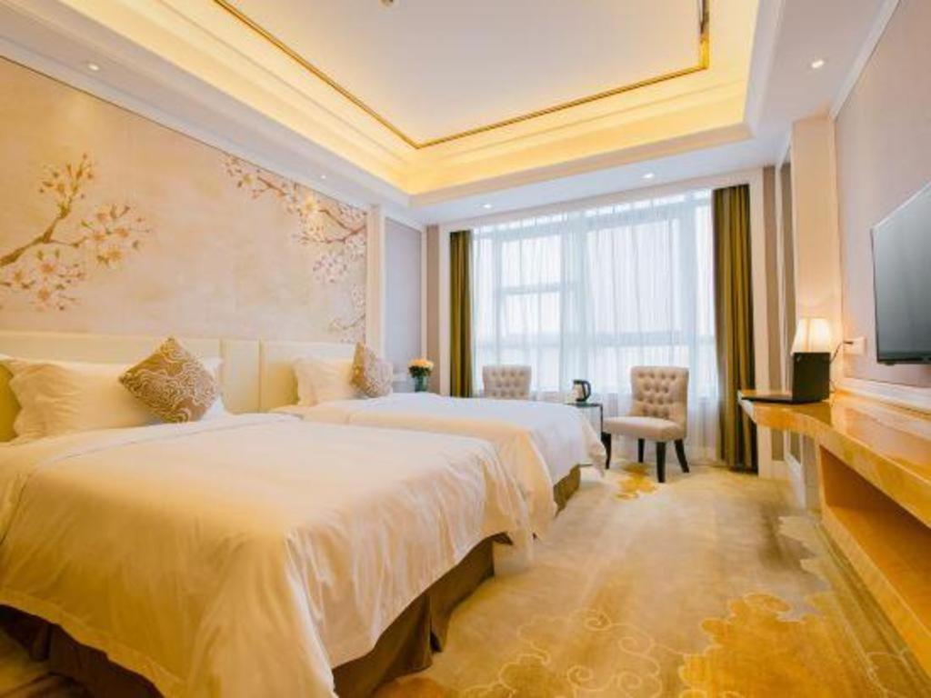 Vienna International Shenzhen Tianan Digital City Екстер'єр фото