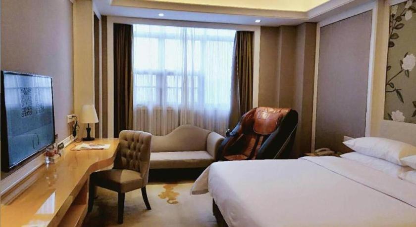 Vienna International Shenzhen Tianan Digital City Екстер'єр фото