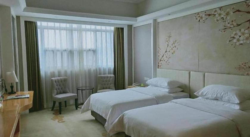 Vienna International Shenzhen Tianan Digital City Екстер'єр фото